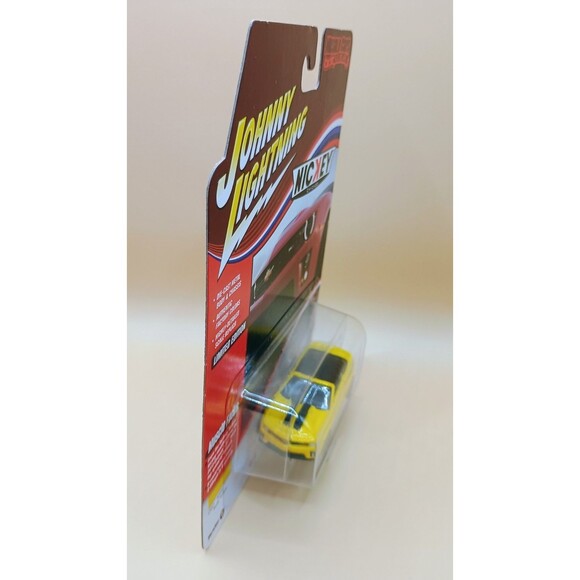 2013 Chevy Camero ZL1 Rally Gelb 1:64 Johnny Lightning JLMC030B 1:64 Diecast - Picture 4 of 6
